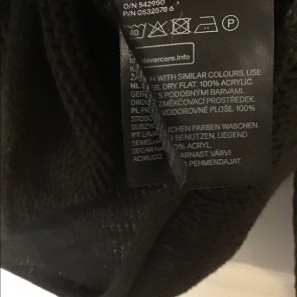Womens H &M Sweater - Picture 3 of 3